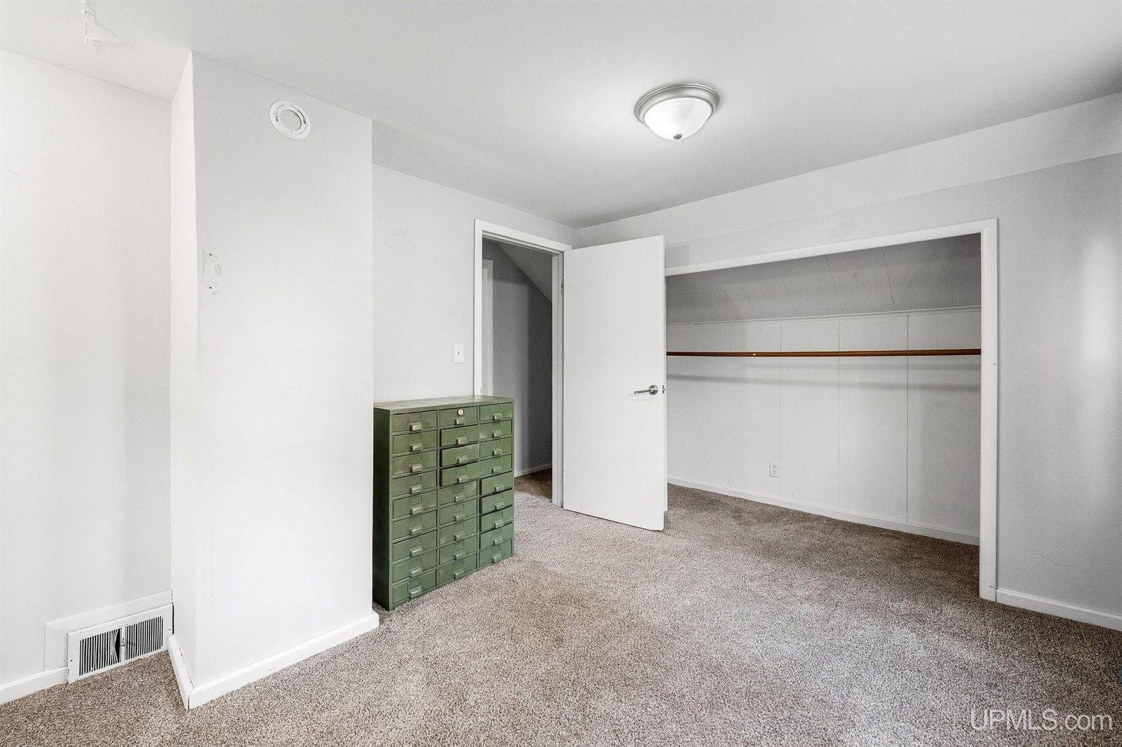 1612 Gray Street, Marquette, MI 49855