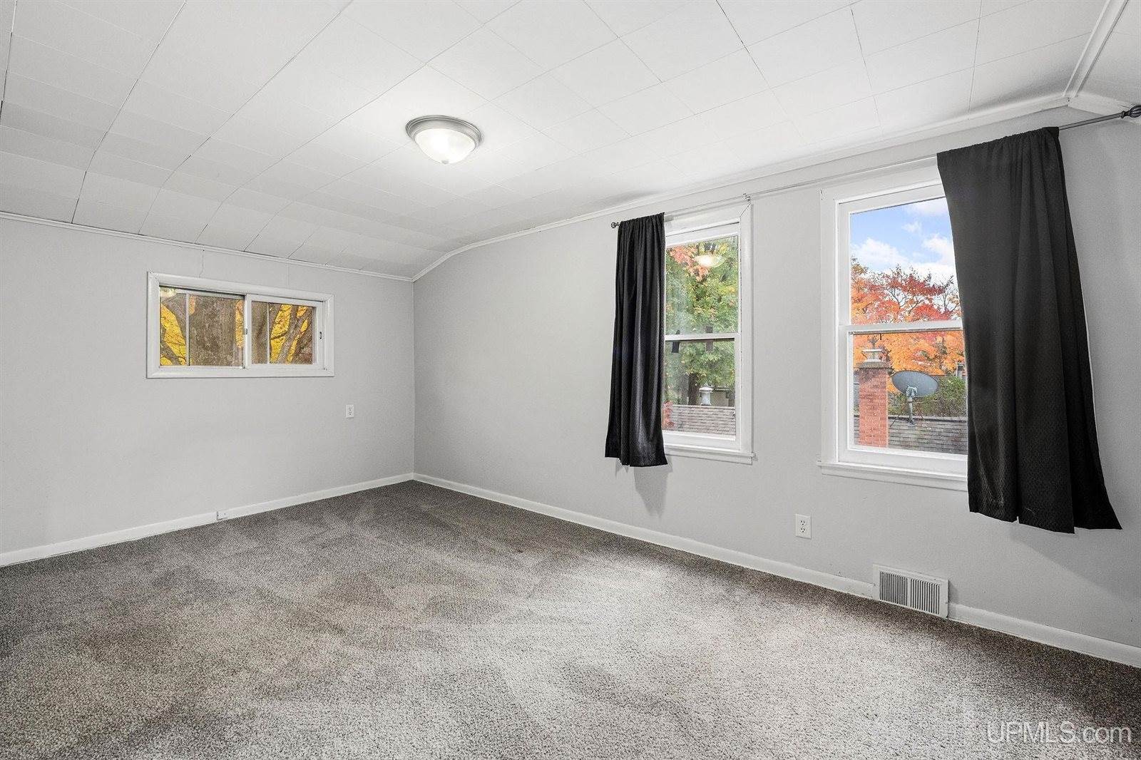 1612 Gray Street, Marquette, MI 49855