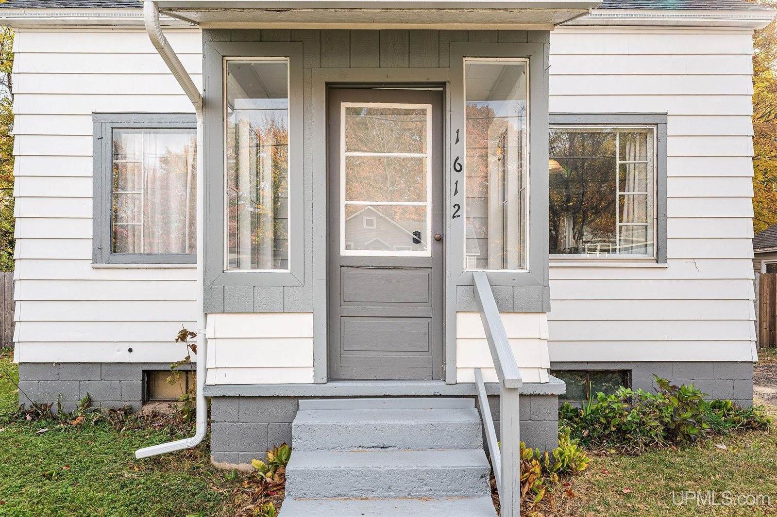 1612 Gray Street, Marquette, MI 49855