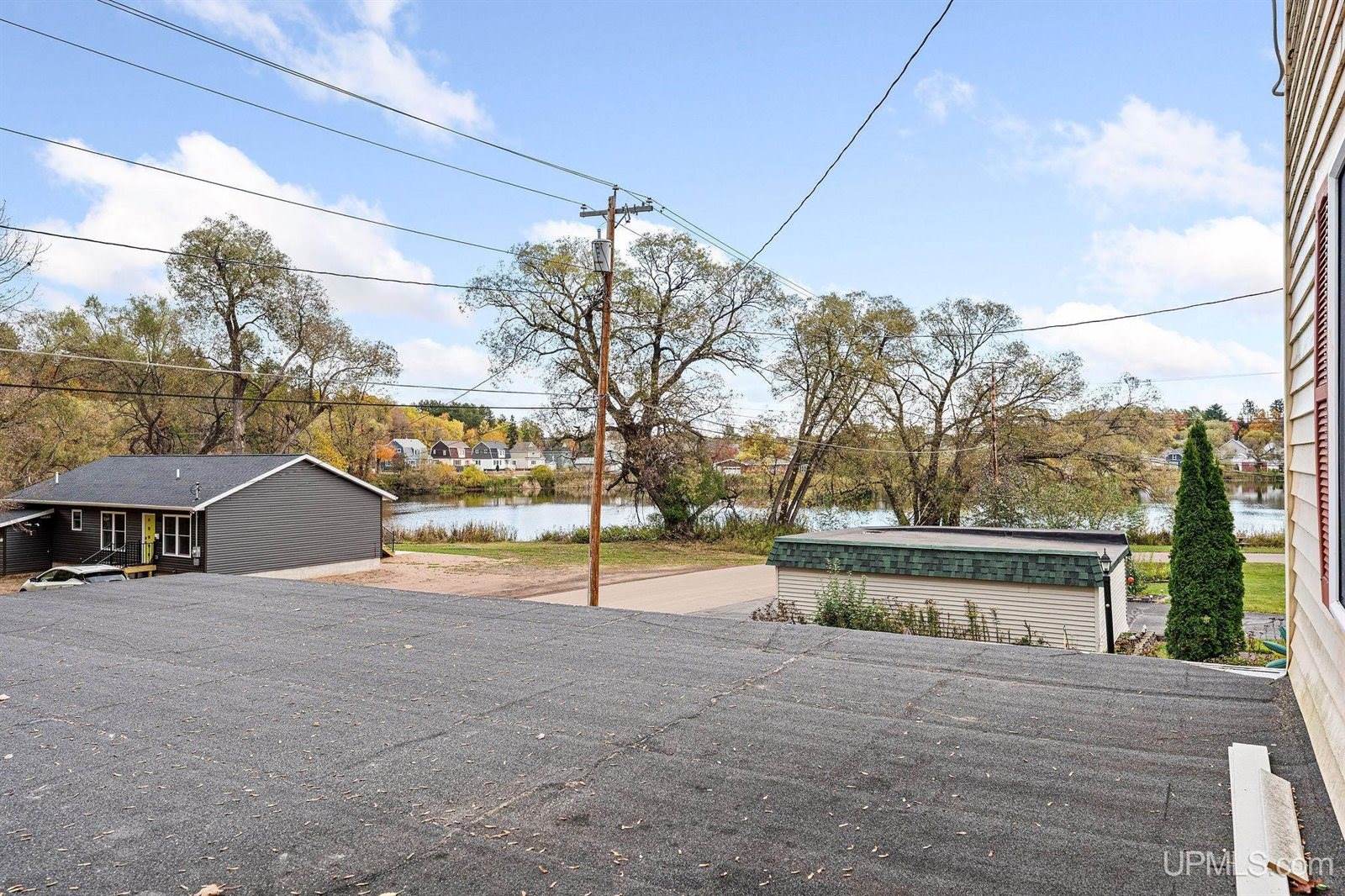 215 Hazel Street, Ishpeming, MI 49849