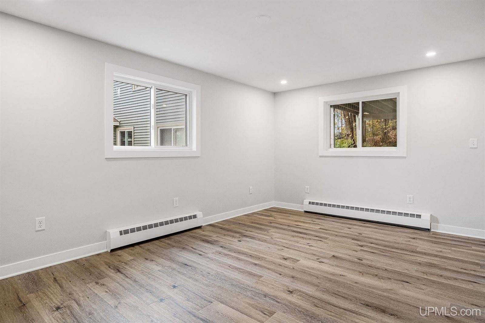 215 Hazel Street, Ishpeming, MI 49849