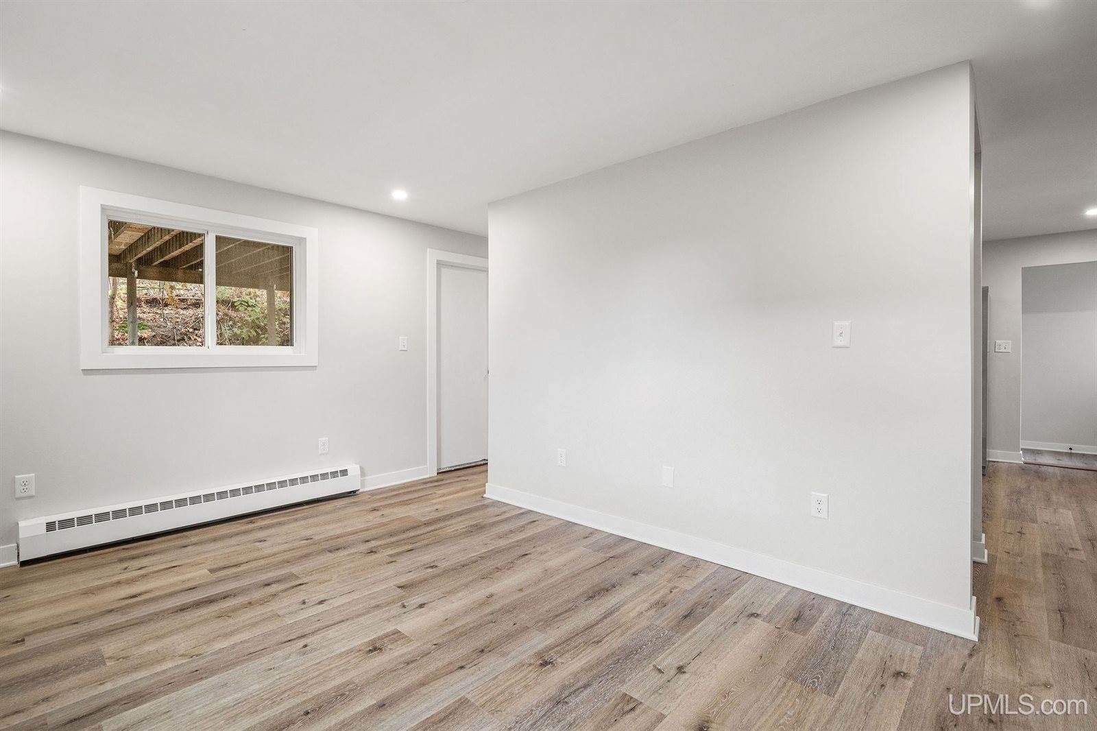 215 Hazel Street, Ishpeming, MI 49849