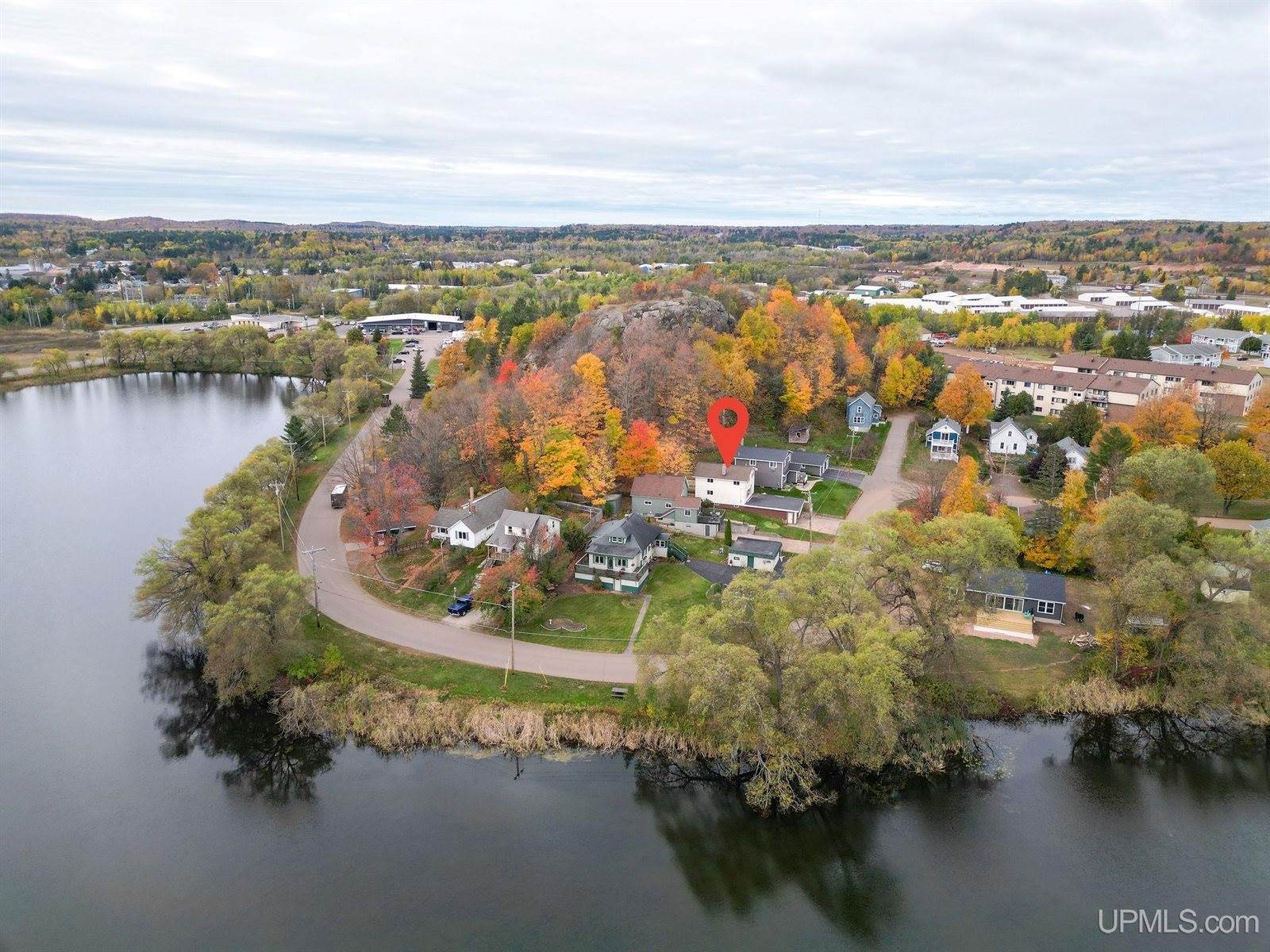 215 Hazel Street, Ishpeming, MI 49849