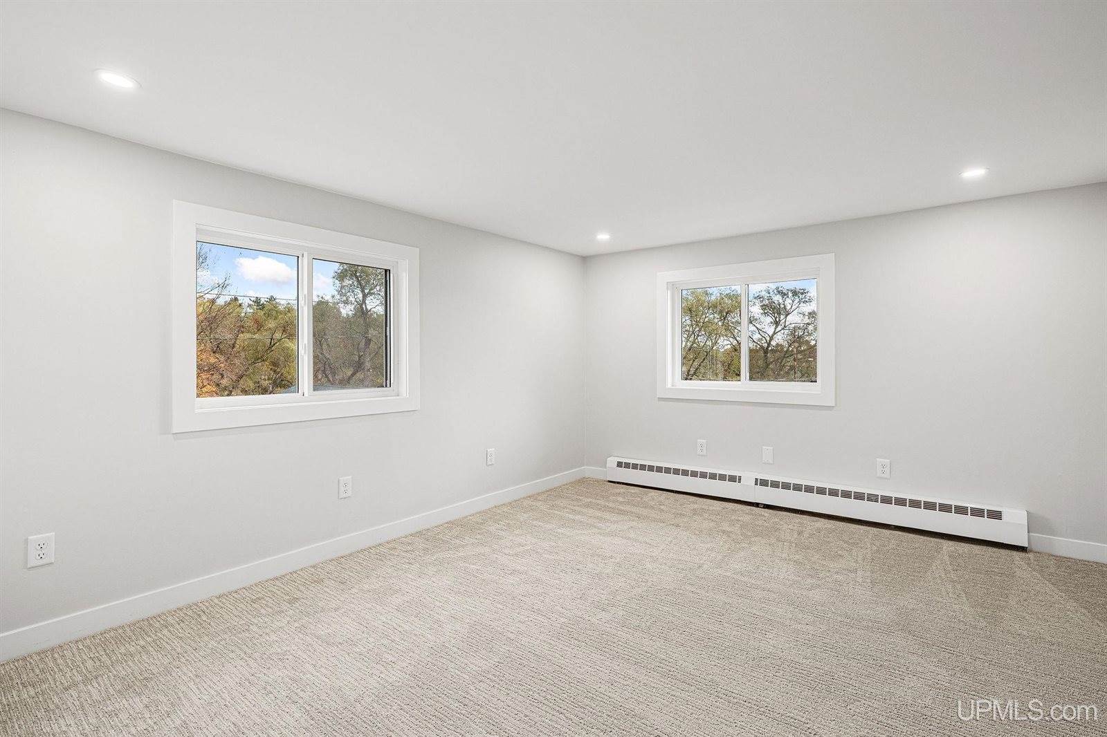 215 Hazel Street, Ishpeming, MI 49849