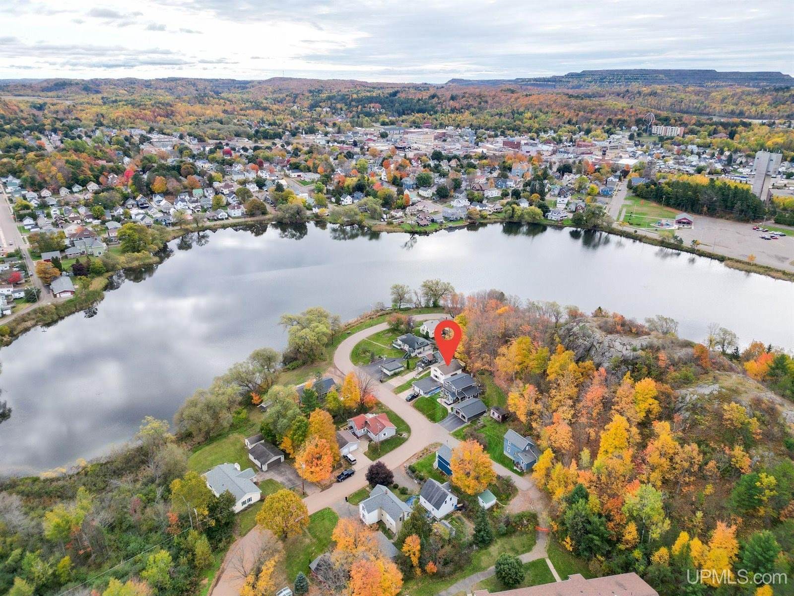 215 Hazel Street, Ishpeming, MI 49849