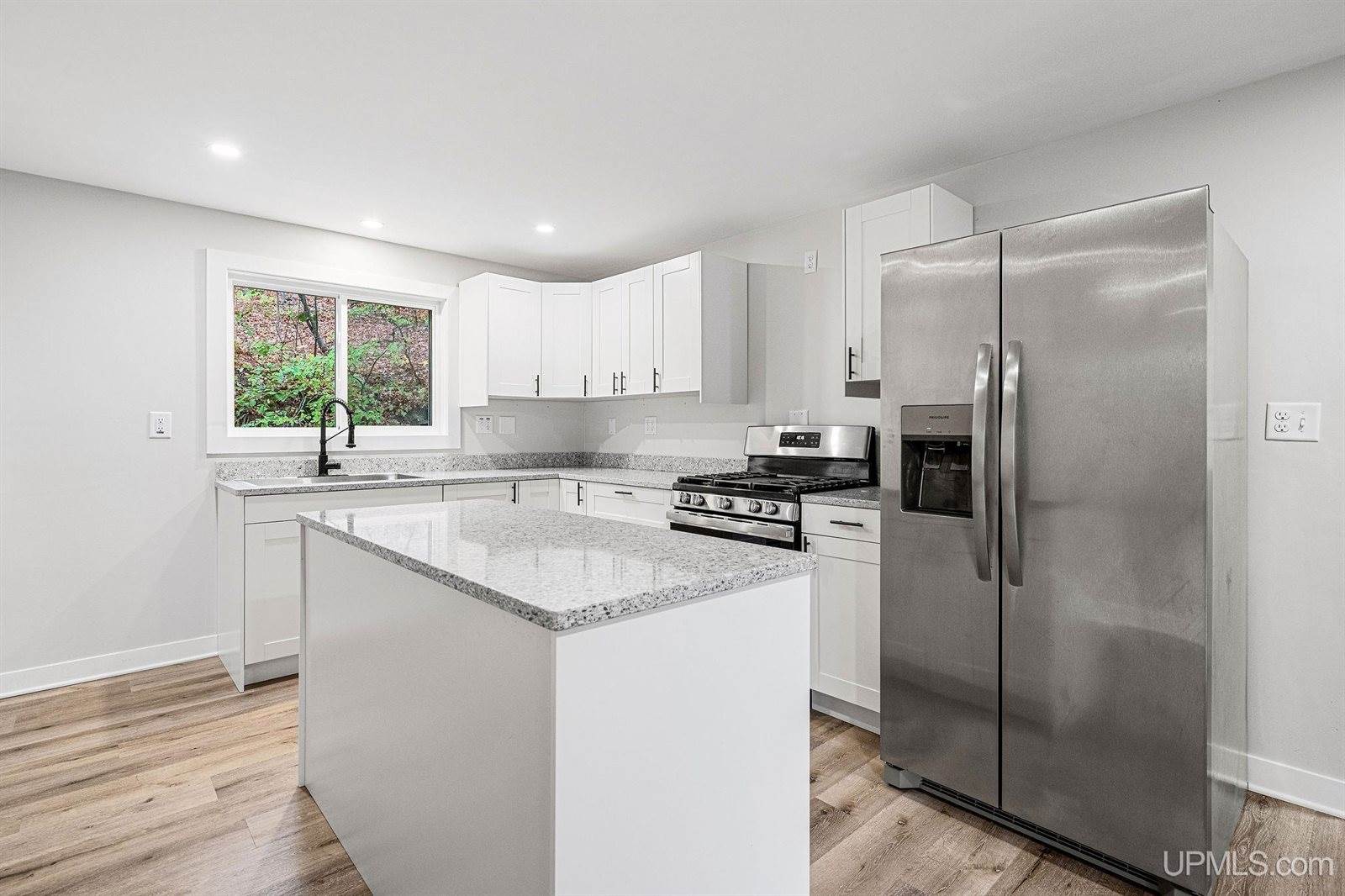 215 Hazel Street, Ishpeming, MI 49849