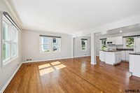 8000 Park Drive, Omaha, NE 68127