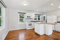 8000 Park Drive, Omaha, NE 68127