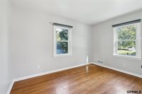 8000 Park Drive, Omaha, NE 68127