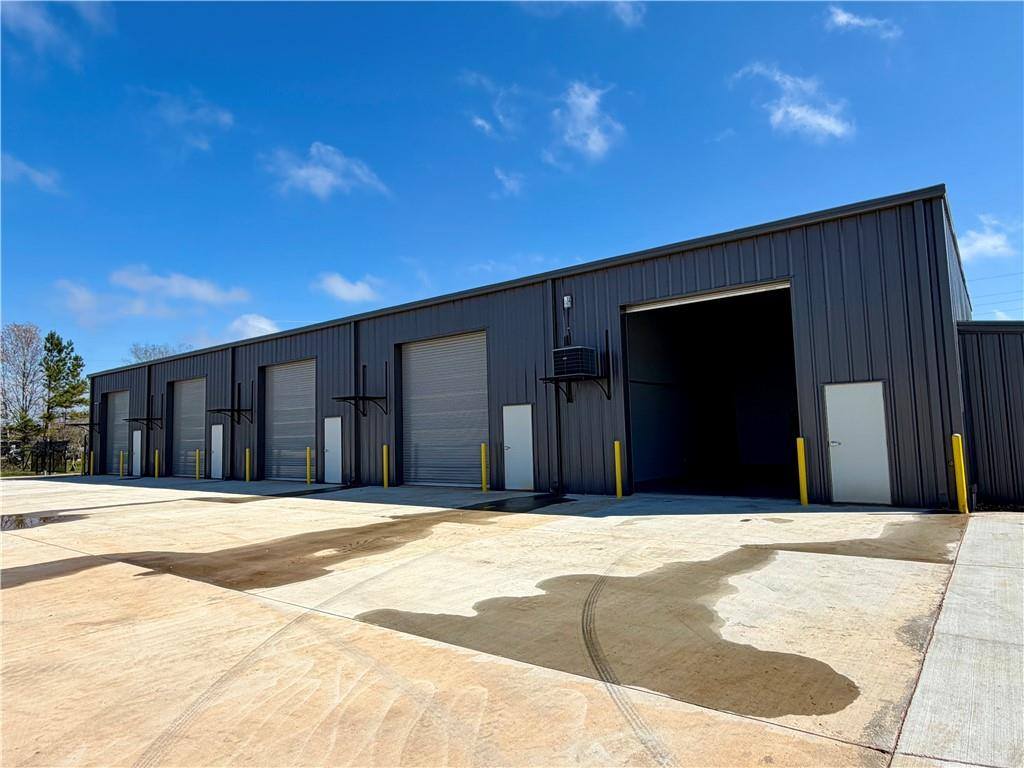 1100 S.W. Railroad Avenue, Ponchatoula, LA 70454