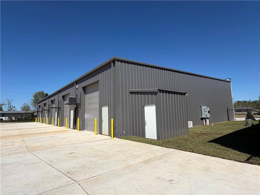 1100 S.W. Railroad Avenue, Ponchatoula, LA 70454