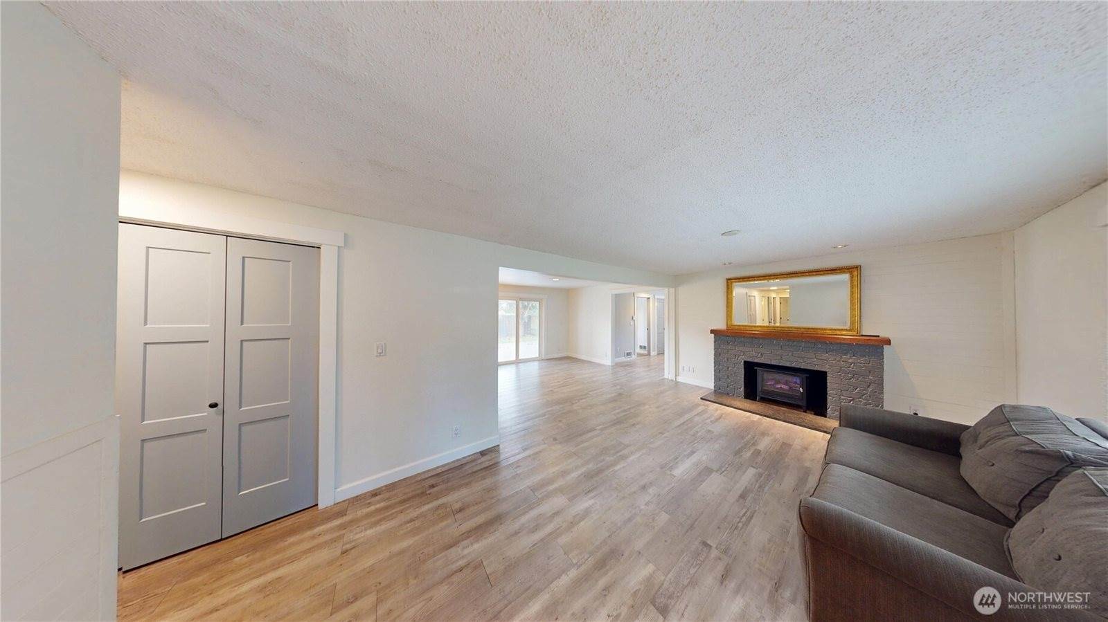 6963 Steelhead Lane, Burlington, WA 98233