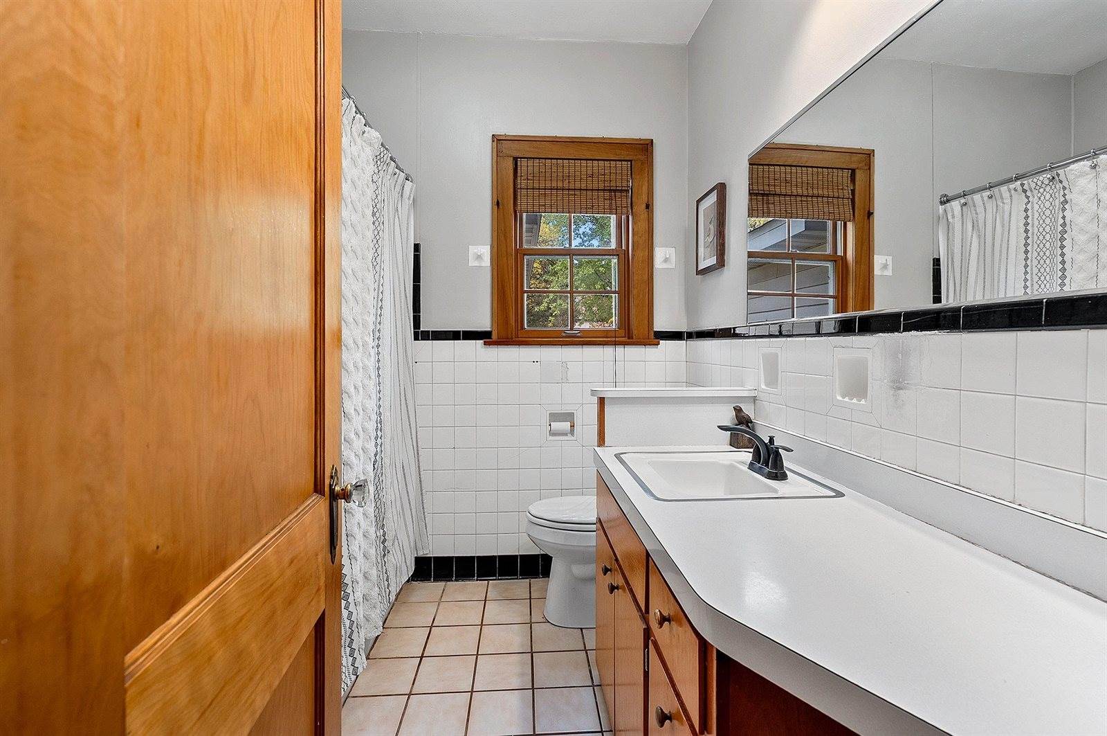 702 Mira Avenue, Crivitz, WI 54114