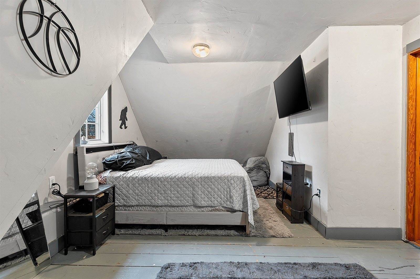 702 Mira Avenue, Crivitz, WI 54114