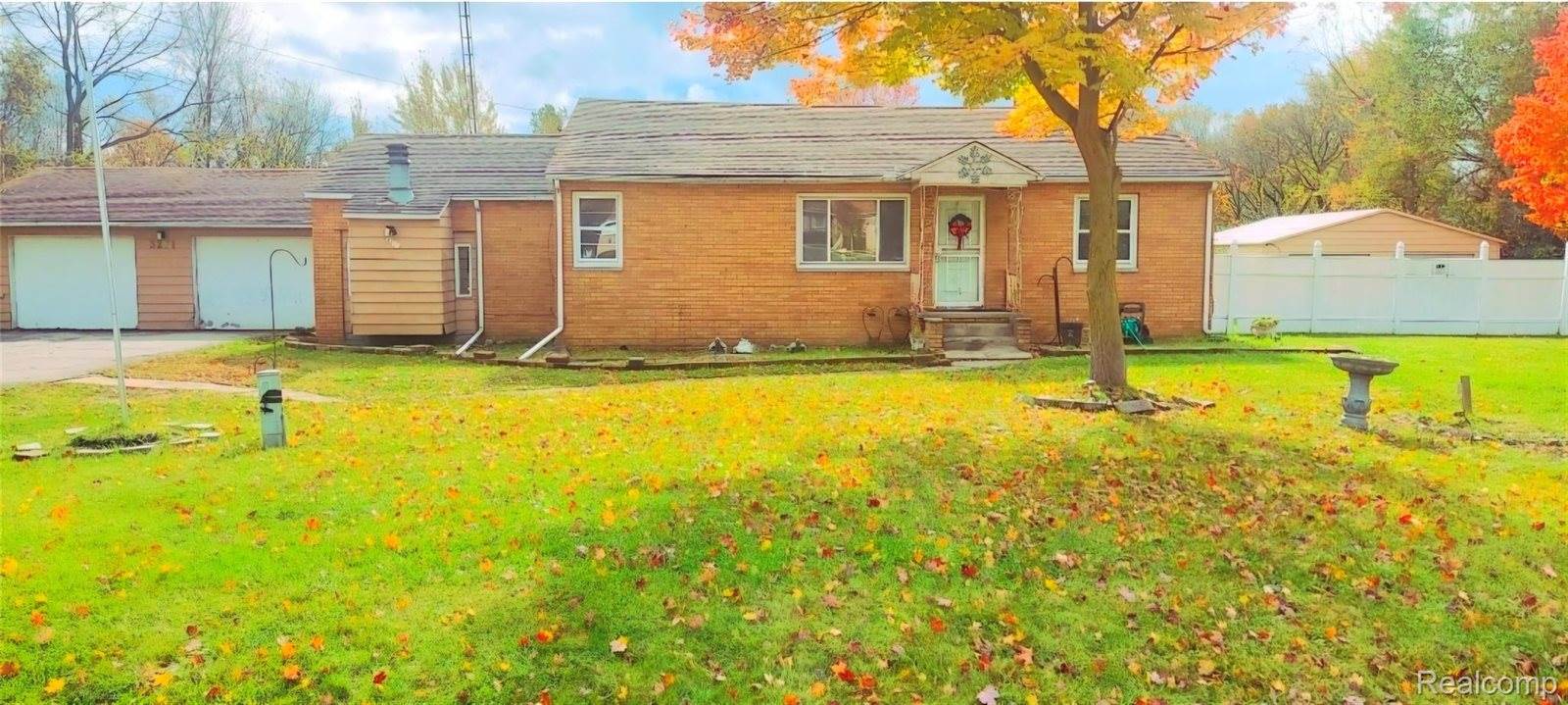 3271 West Carpenter Road, MtMorrisTownship_Genesee, MI 48504