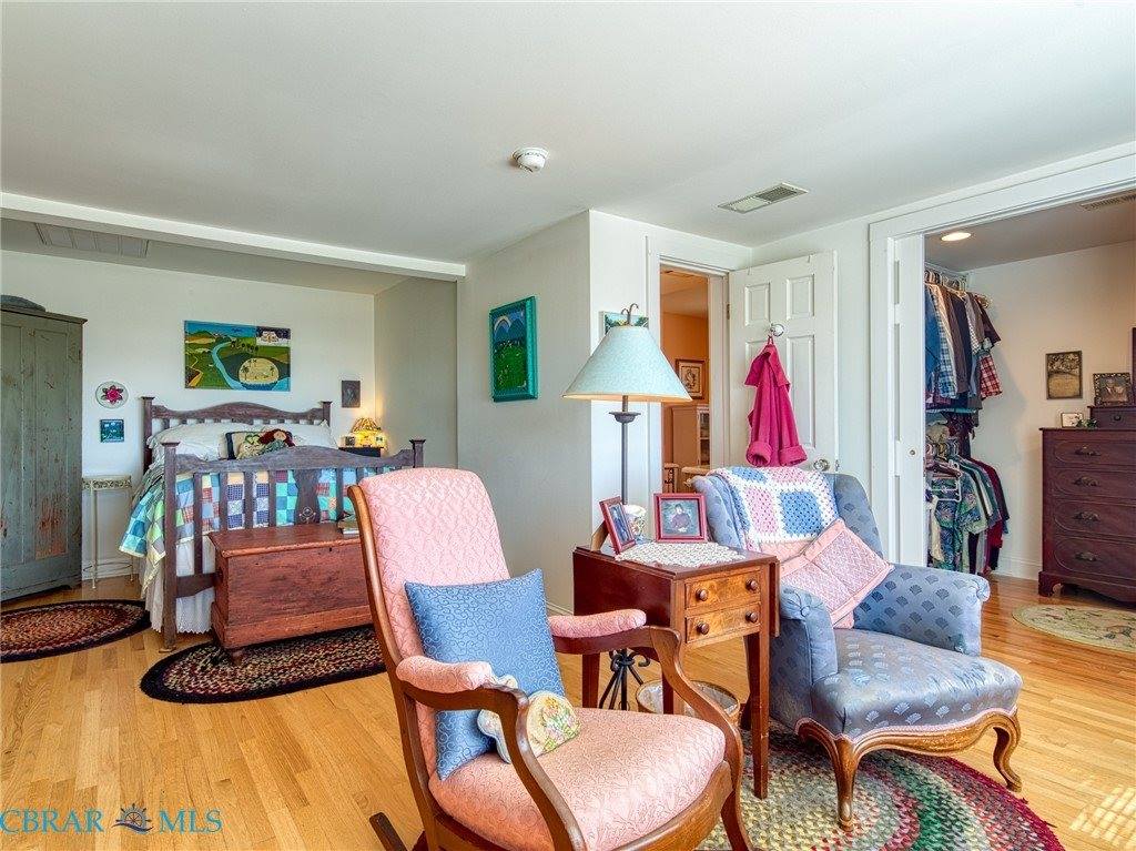 9078 Stump Point Road, Hayes, VA 23072