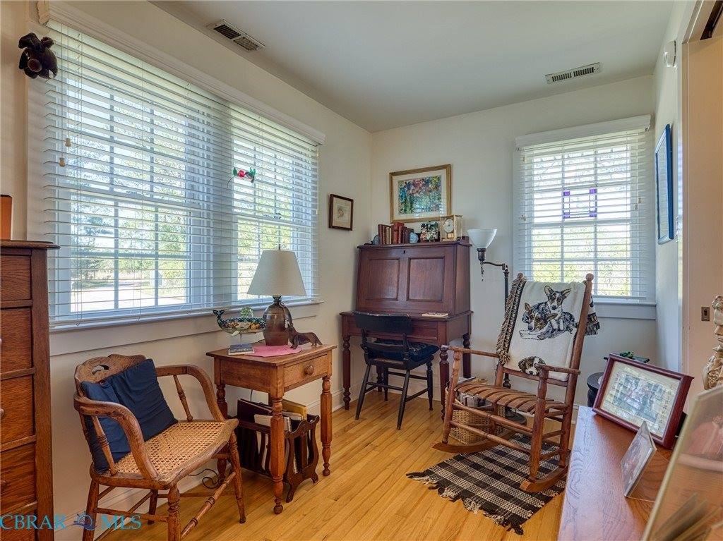 9078 Stump Point Road, Hayes, VA 23072