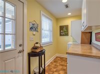 9078 Stump Point Road, Hayes, VA 23072