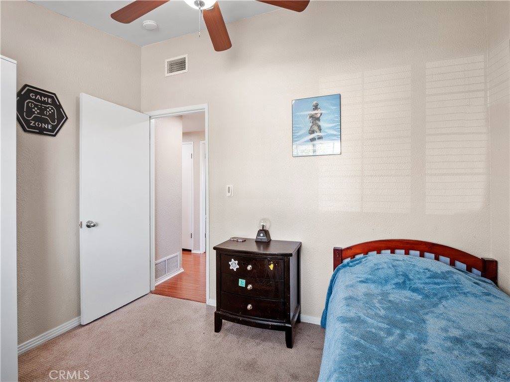 18920 Felbridge, Canyon Country, CA 91351