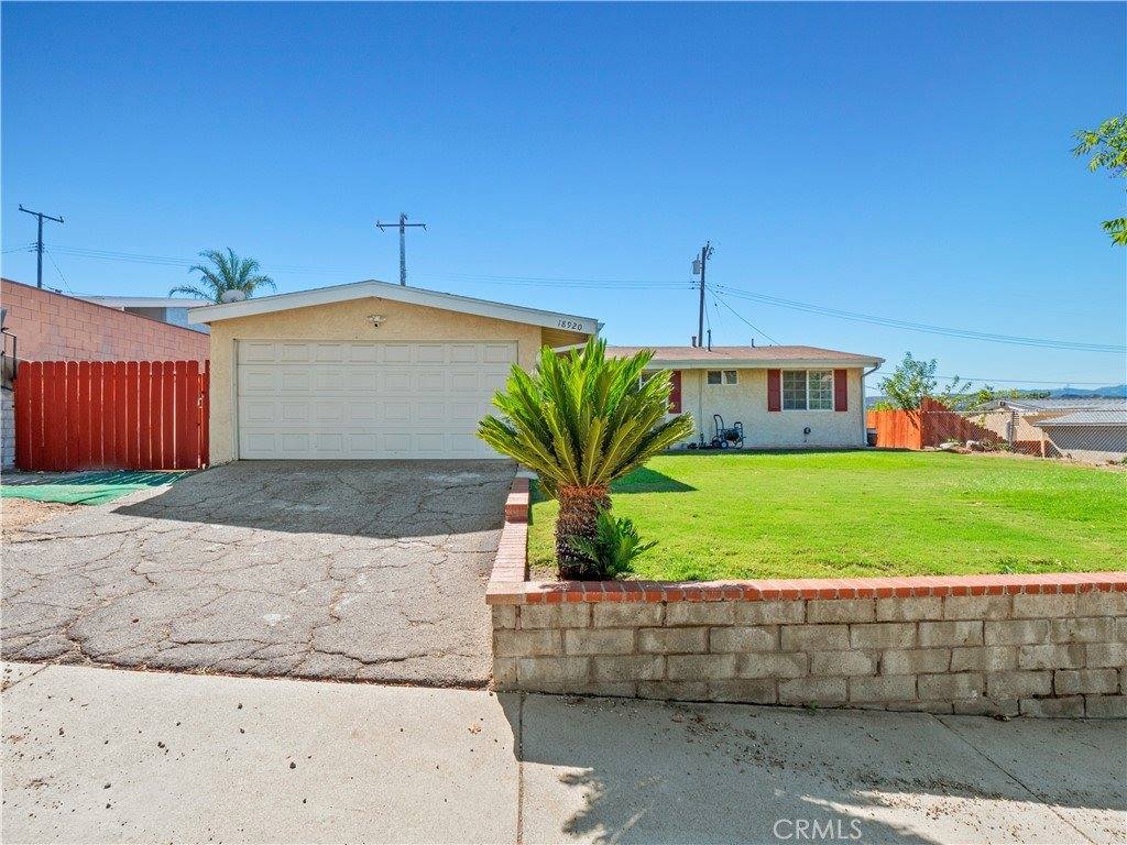 18920 Felbridge, Canyon Country, CA 91351