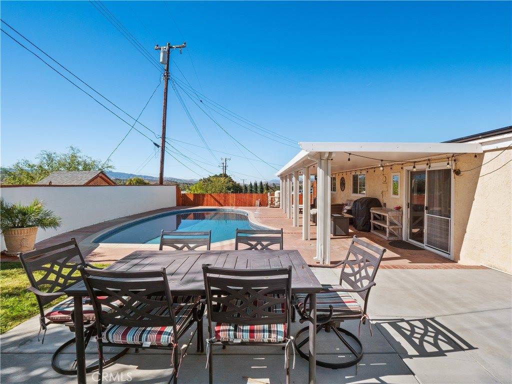 18920 Felbridge, Canyon Country, CA 91351