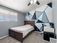 18920 Felbridge, Canyon Country, CA 91351