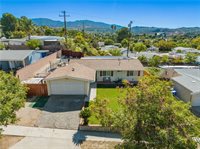 18920 Felbridge, Canyon Country, CA 91351