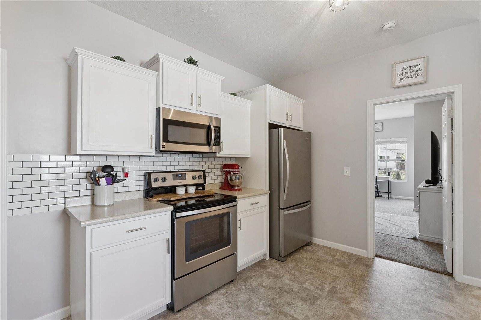 6971 Annandale Drive, Kalamazoo, MI 49009