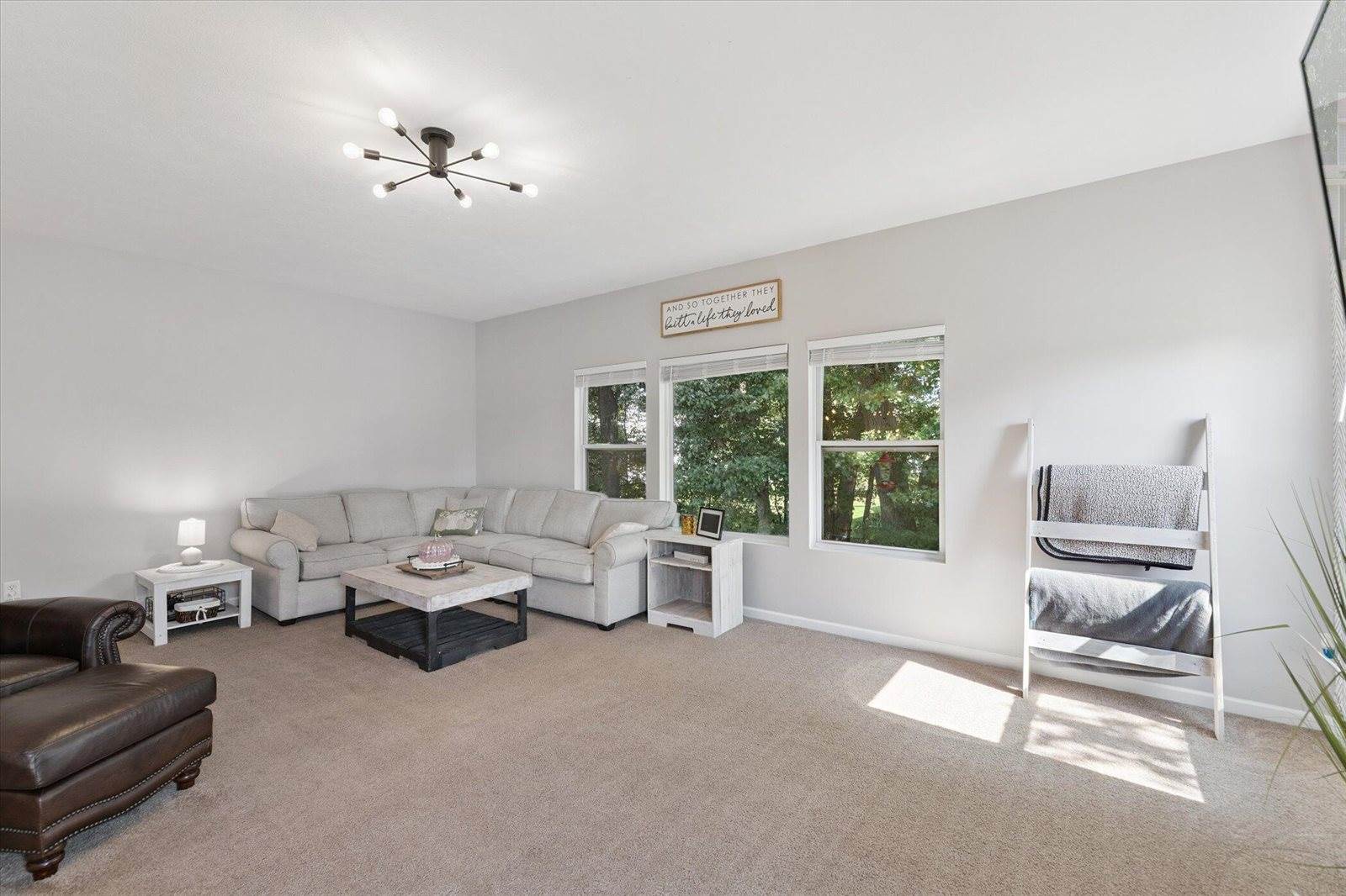 6971 Annandale Drive, Kalamazoo, MI 49009