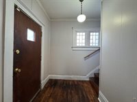 1532 SW Western AVE, Topeka, KS 66604