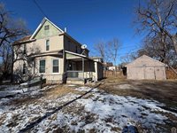 1532 SW Western AVE, Topeka, KS 66604