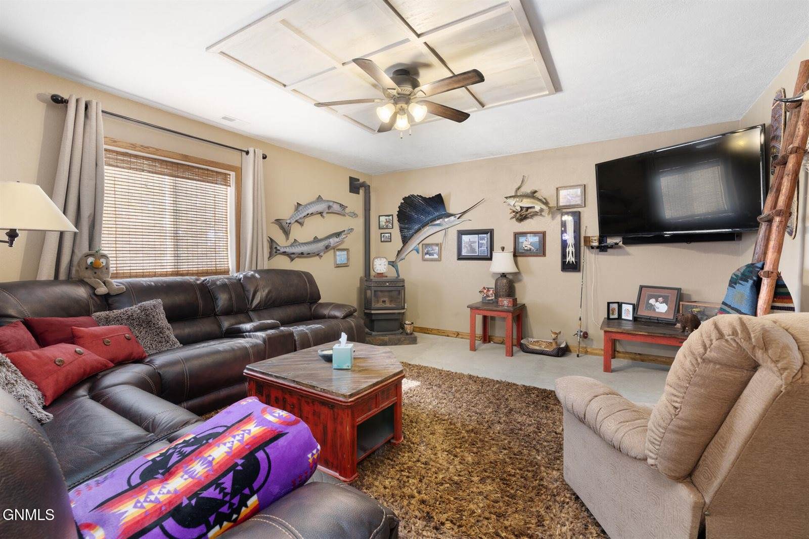 9155 41st Street NW, New Town, ND 58763