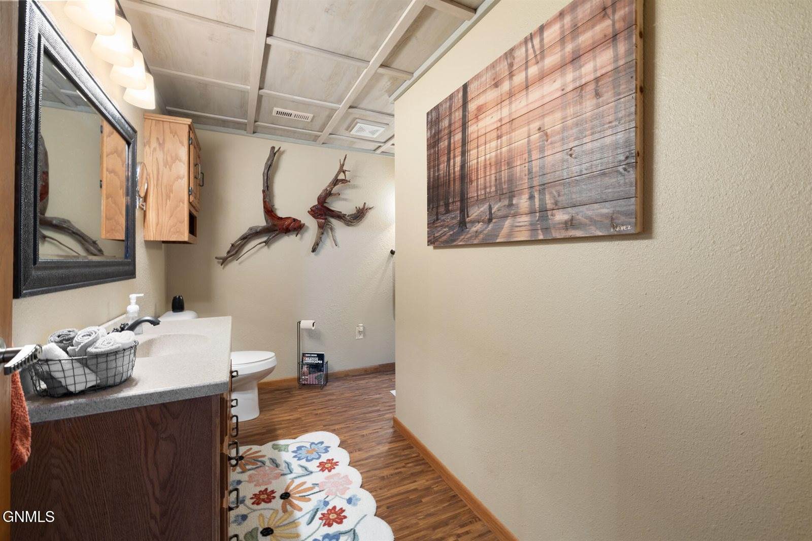 9155 41st Street NW, New Town, ND 58763