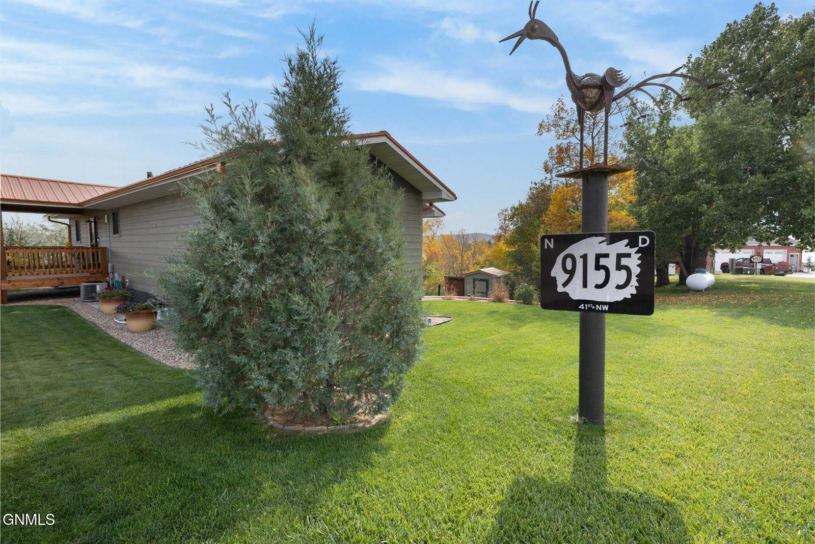 9155 41st Street NW, New Town, ND 58763