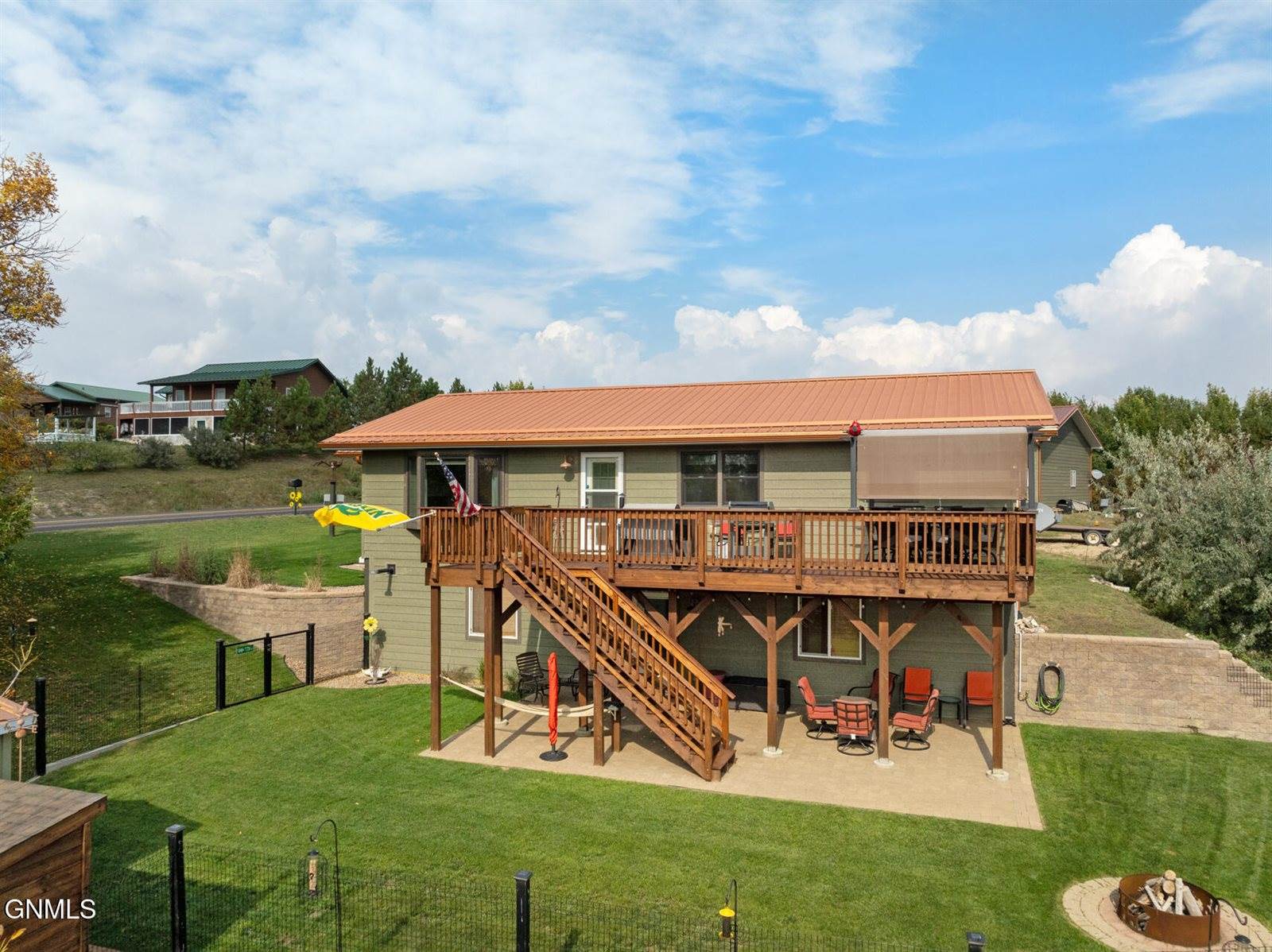 9155 41st Street NW, New Town, ND 58763