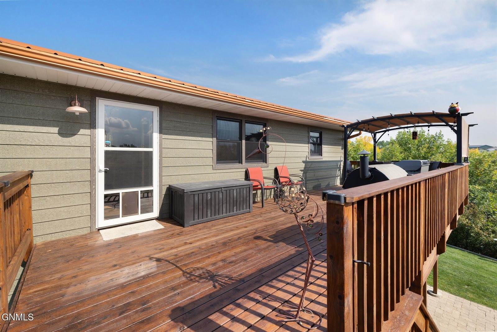 9155 41st Street NW, New Town, ND 58763