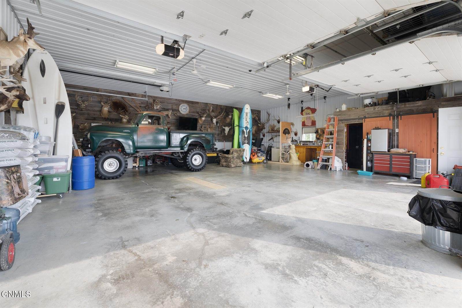 9155 41st Street NW, New Town, ND 58763