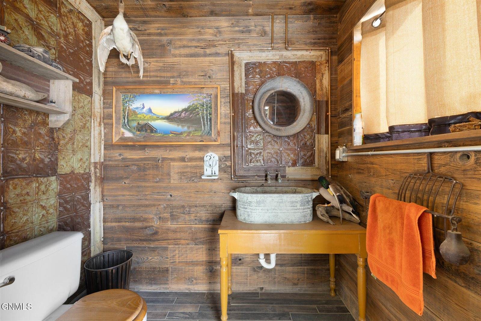 9155 41st Street NW, New Town, ND 58763