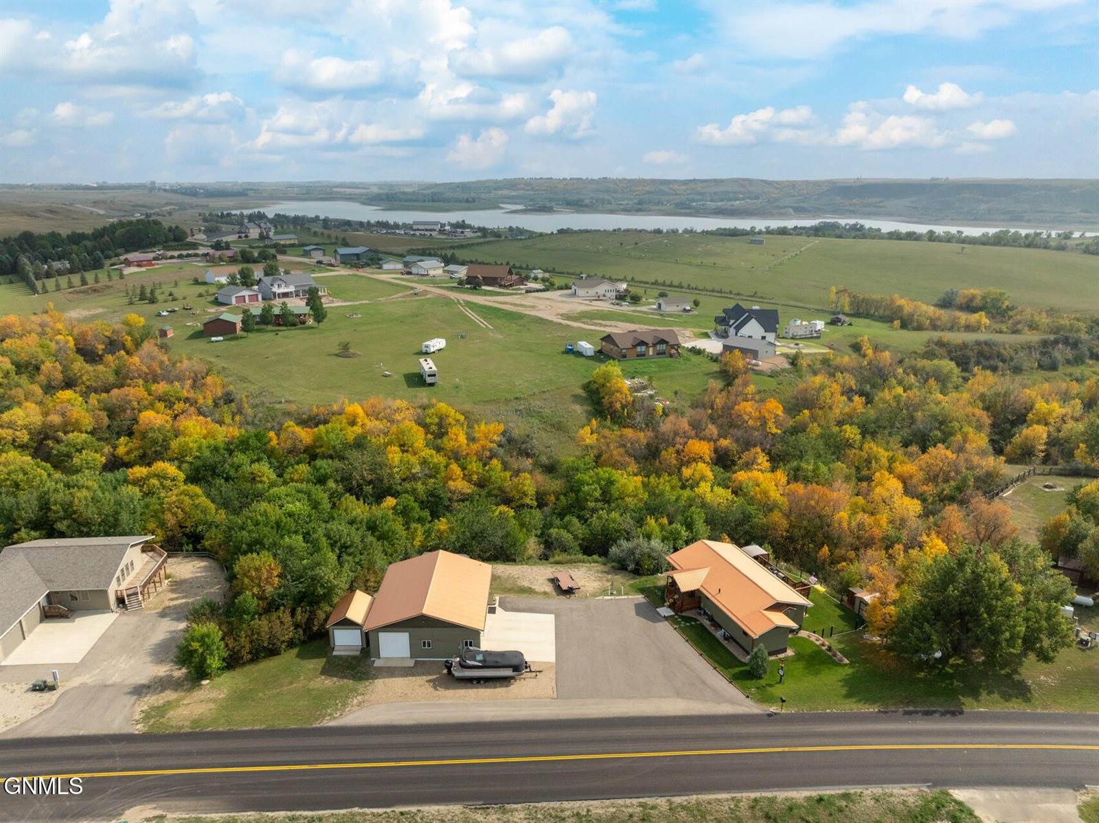 9155 41st Street NW, New Town, ND 58763