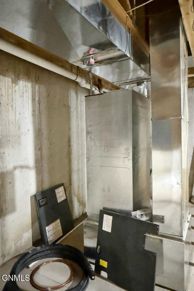 13636 Redwood Way NW, Williston, ND 58801