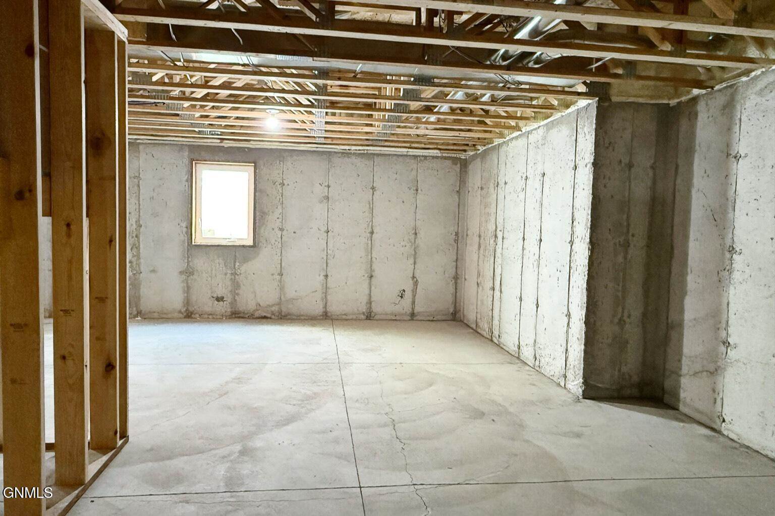 13636 Redwood Way NW, Williston, ND 58801