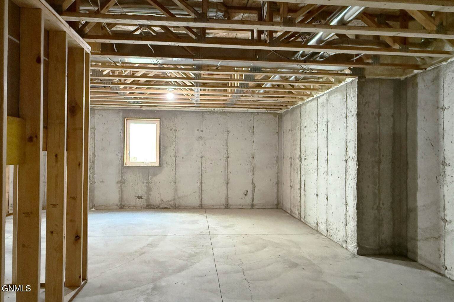 13636 Redwood Way NW, Williston, ND 58801