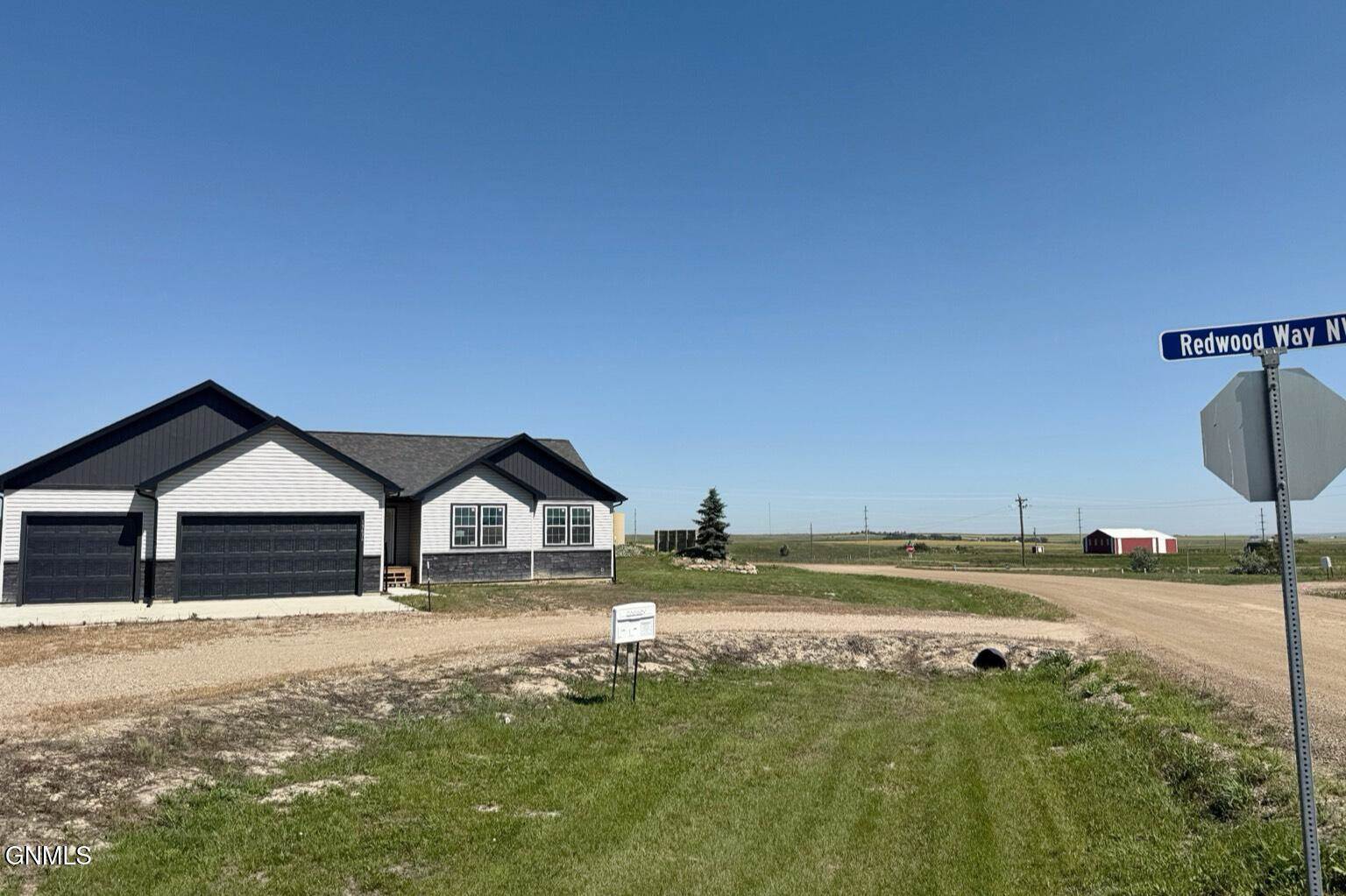 13636 Redwood Way NW, Williston, ND 58801