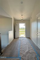 13636 Redwood Way NW, Williston, ND 58801