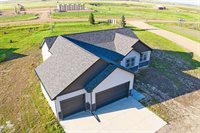13636 Redwood Way NW, Williston, ND 58801