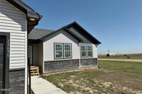 13636 Redwood Way NW, Williston, ND 58801