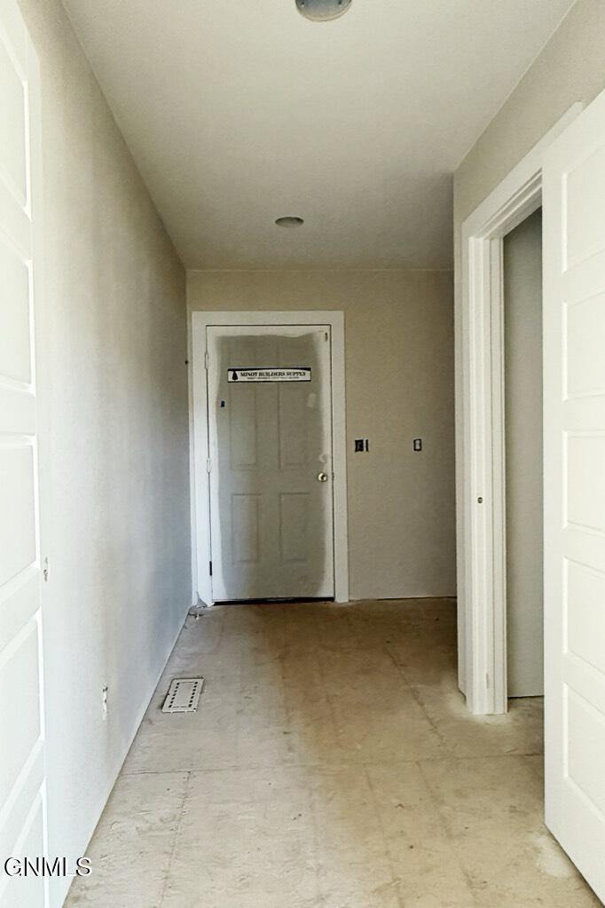 5970 137th Avenue NW, Williston, ND 58801