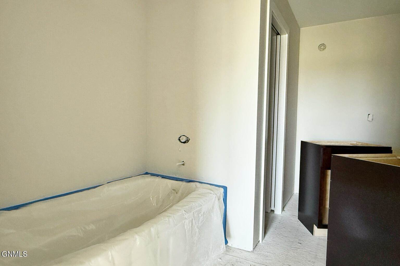 5970 137th Avenue NW, Williston, ND 58801