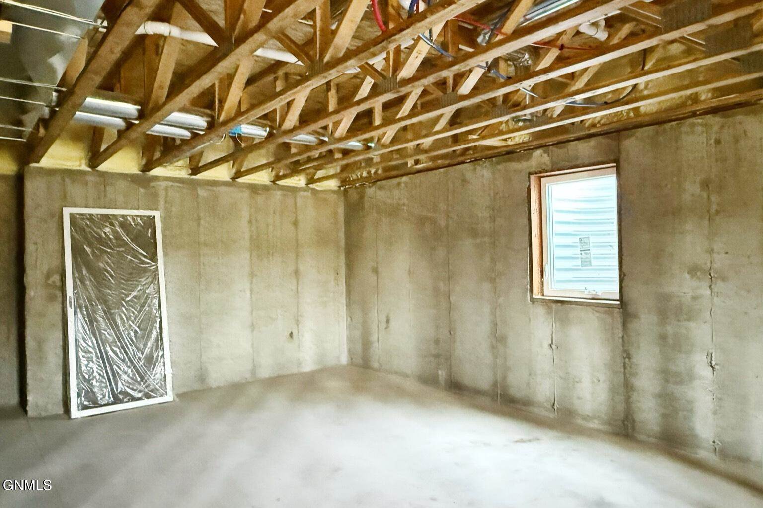 5970 137th Avenue NW, Williston, ND 58801