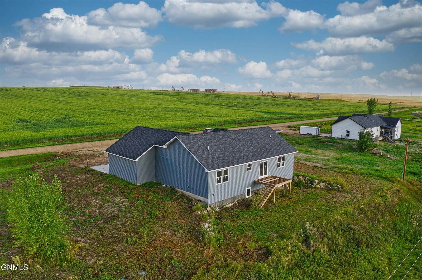 5970 137th Avenue NW, Williston, ND 58801